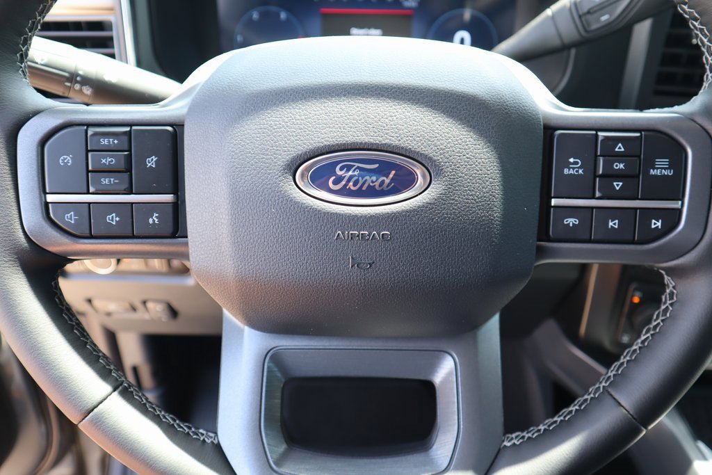 New 2025 Ford F250 Lariat w/ Black Appearance Package image 3