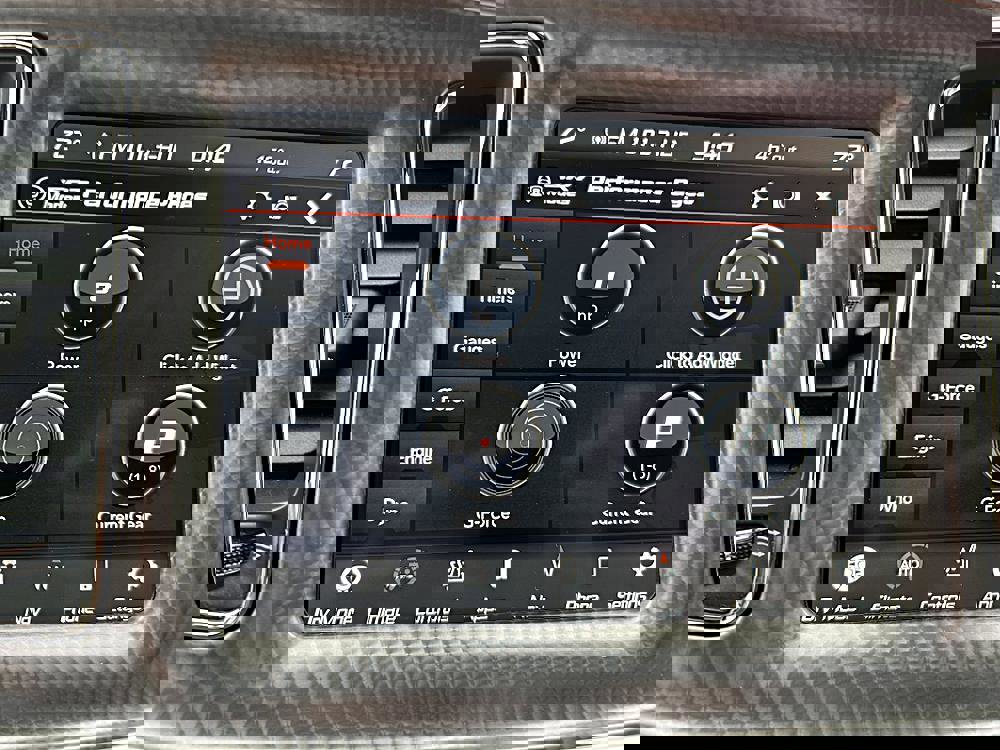 Used 2018 Dodge Challenger SRT Hellcat image 29