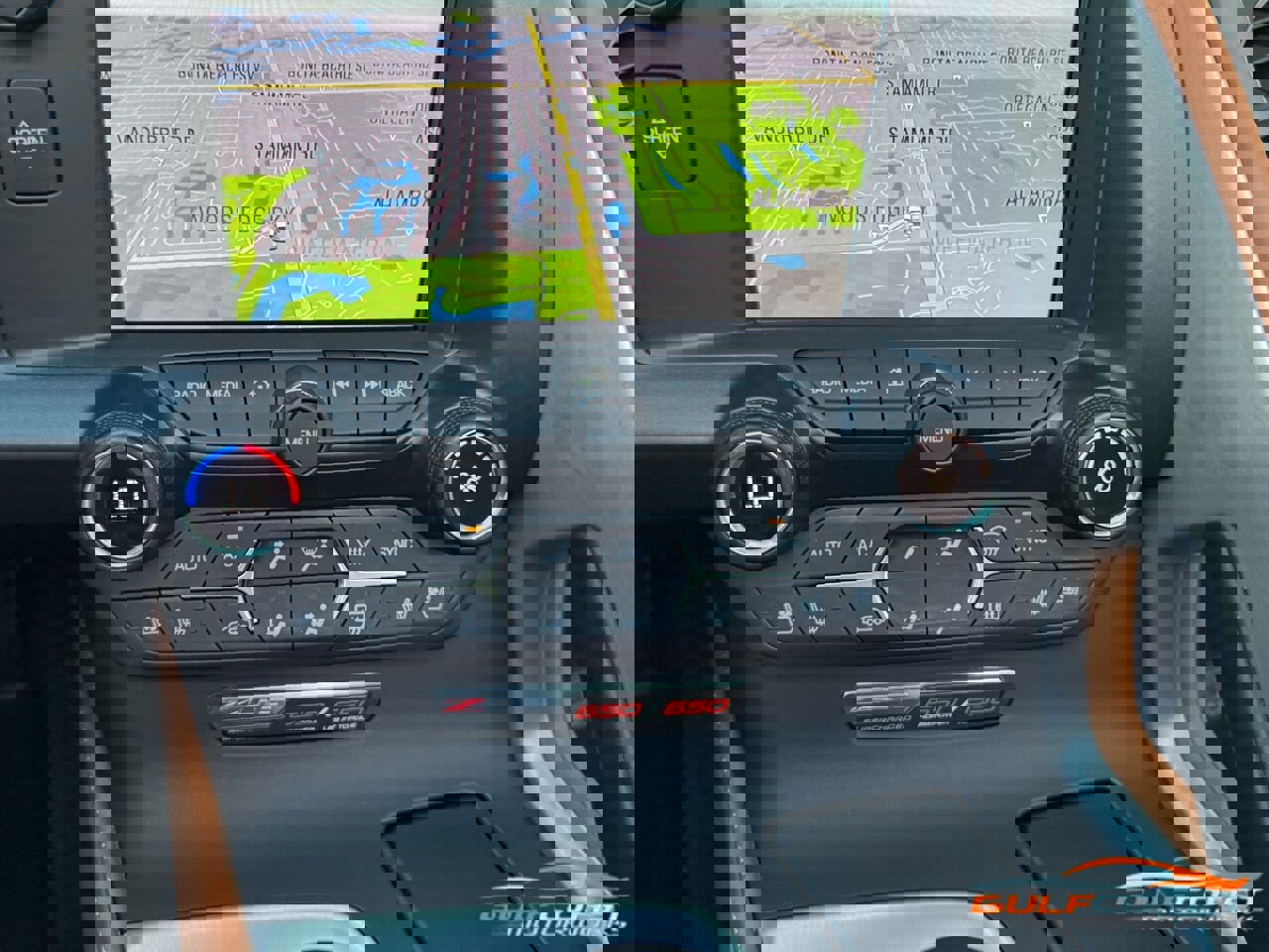 Used 2015 Chevrolet Corvette Z06 w/ 3LZ Preferred Equipment Group image 18