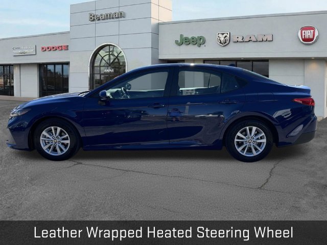 Used 2025 Toyota Camry LE w/ Convenience Package FWD image 4