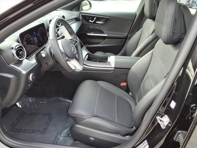 Used 2025 Mercedes-Benz C 300 4MATIC Sedan image 15