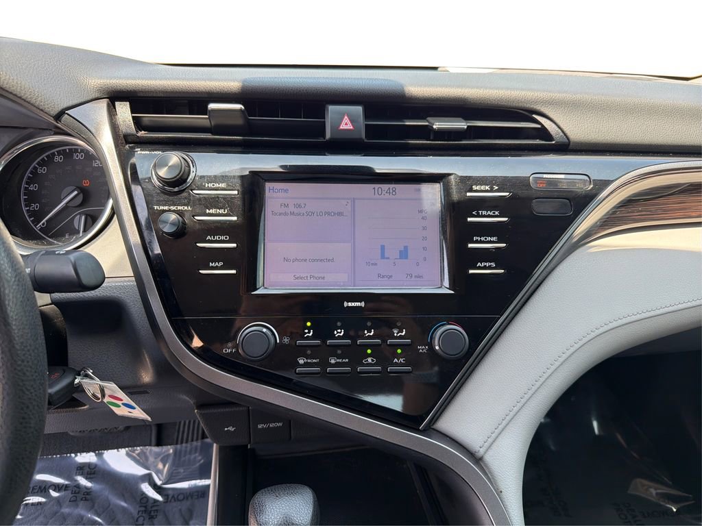 Used 2020 Toyota Camry LE image 14