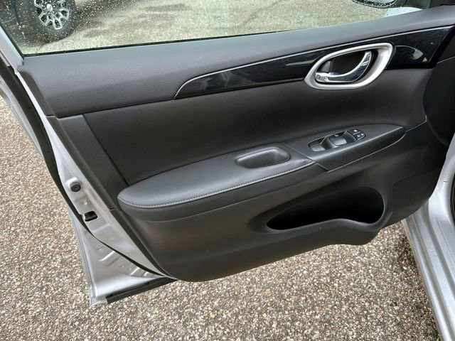 Used 2019 Nissan Sentra SV image 14