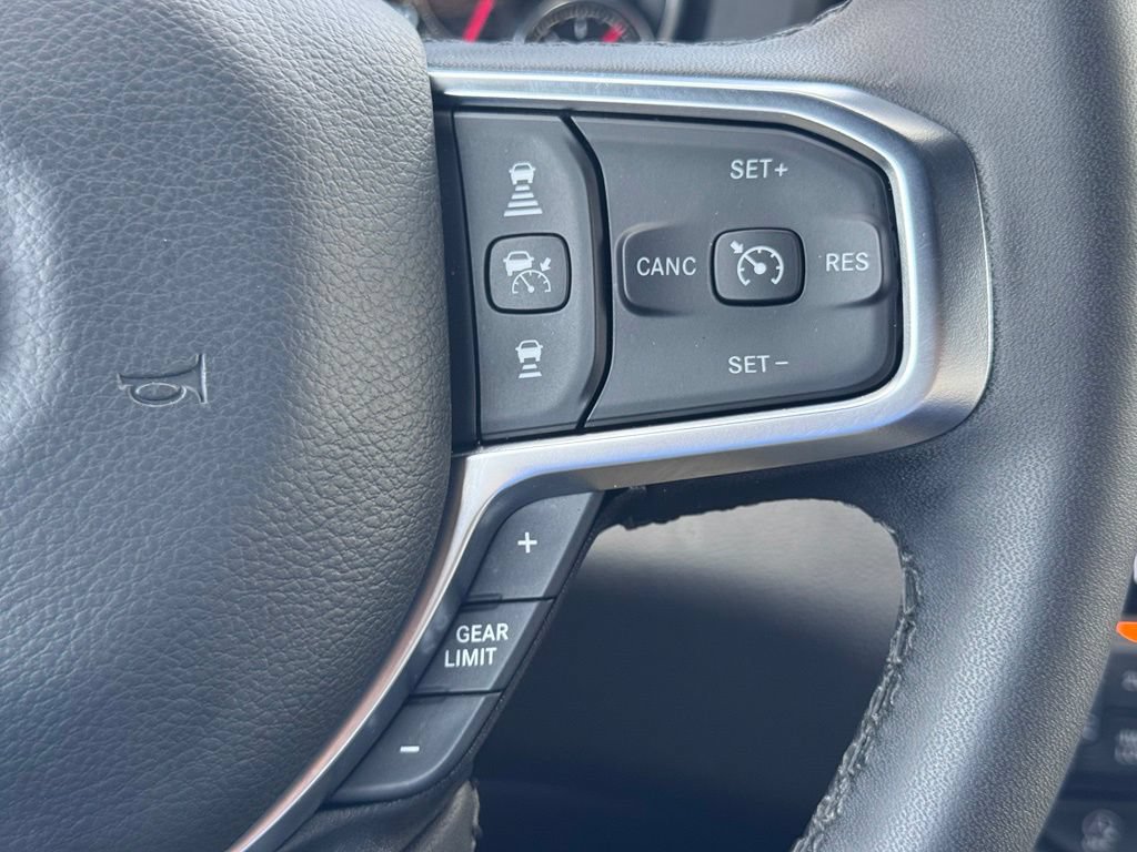 Used 2025 RAM 1500 Big Horn AWD/4WD image 11