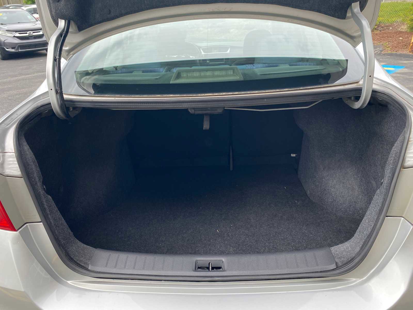 Used 2019 Nissan Sentra SV w/ Special Edition Package FWD image 29
