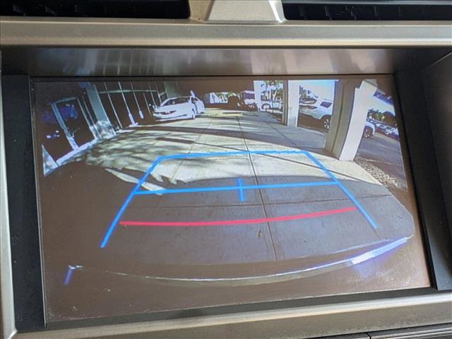 Used 2016 Lexus GX 460 w/ Preferred Accessory Package image 12