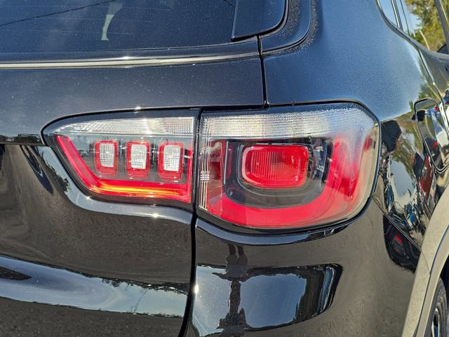 New 2026 Jeep Compass Latitude image 8