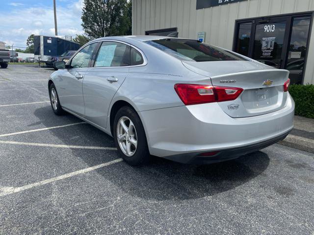 Used 2017 Chevrolet Malibu LS FWD image 8