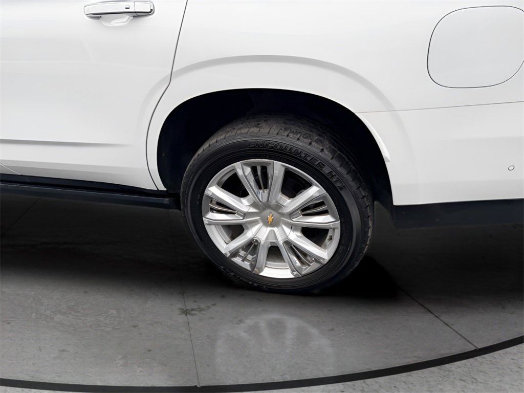 Used 2023 Chevrolet Tahoe High Country w/ Advanced Technology Package image 9