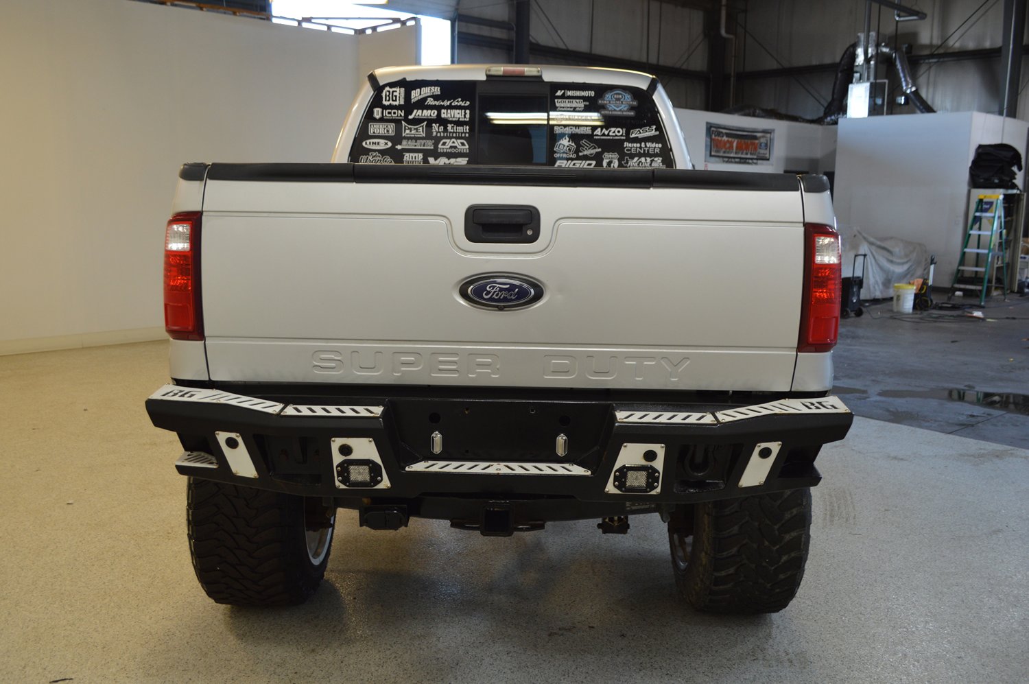 Used 2016 Ford F350 Lariat w/ Lariat Ultimate Package image 4