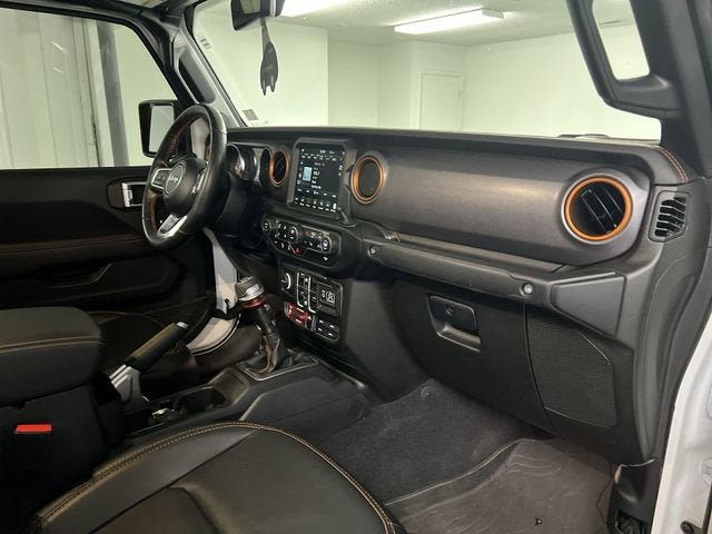 Used 2022 Jeep Gladiator Mojave w/ Cold Weather Group AWD/4WD image 29