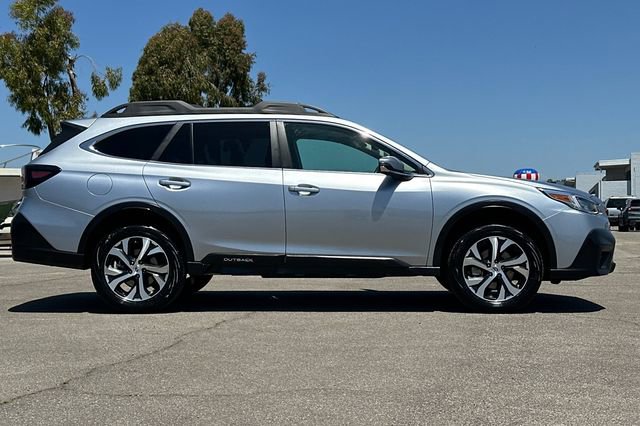 Used 2021 Subaru Outback Limited AWD/4WD image 3