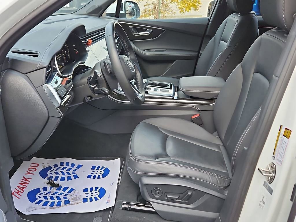 Used 2025 Audi Q7 3.0T Premium Plus image 13