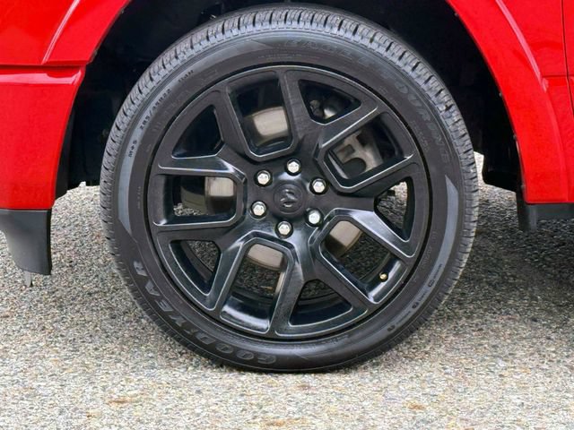 Used 2021 RAM 1500 Laramie AWD/4WD image 9