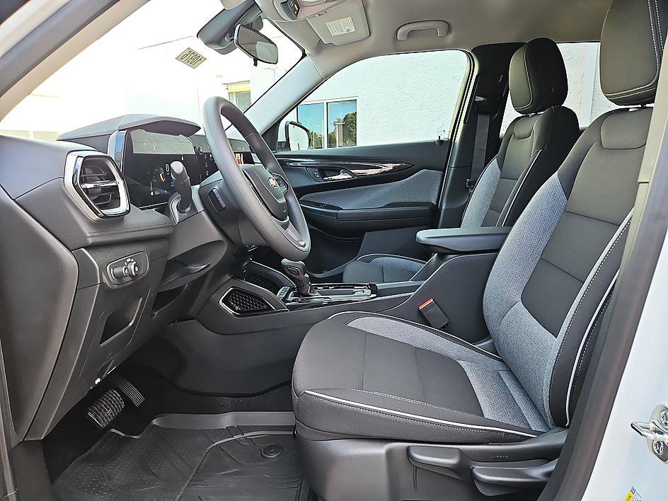 New 2026 Chevrolet TrailBlazer LT FWD image 9