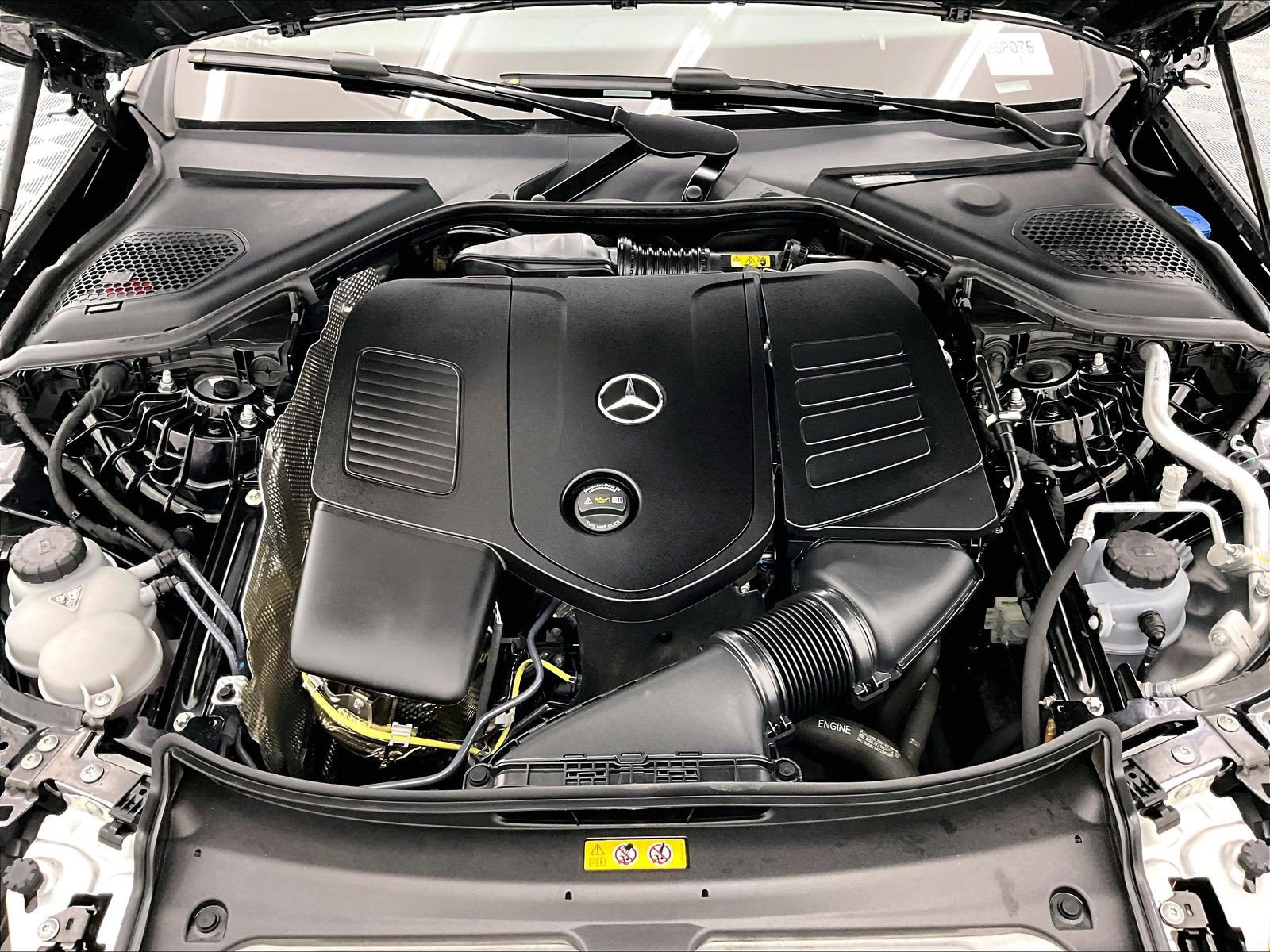 Certified 2025 Mercedes-Benz E 350 4MATIC Sedan image 9