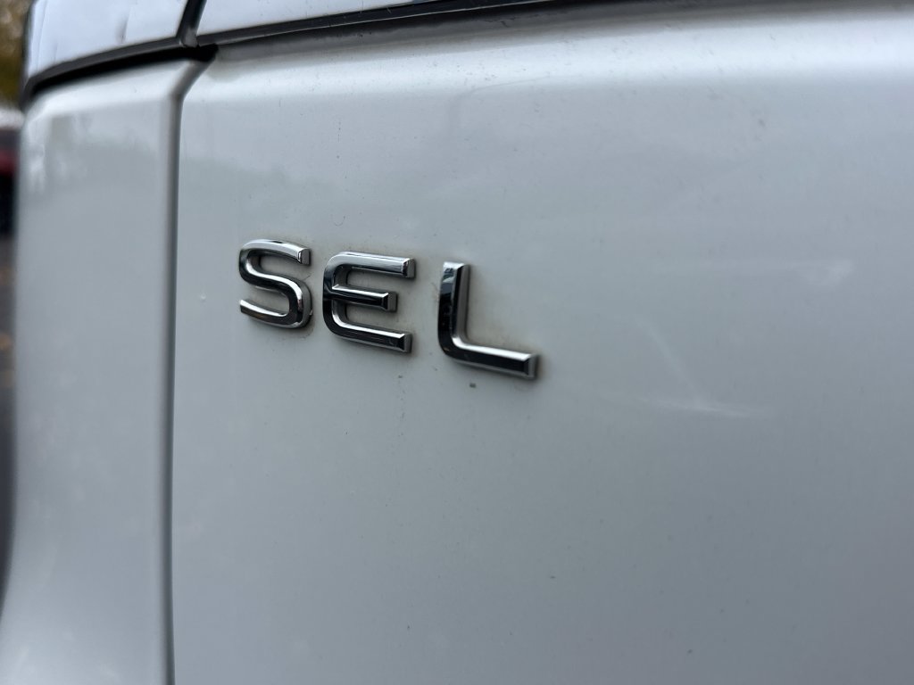 Used 2023 Volkswagen Atlas SEL AWD/4WD image 9