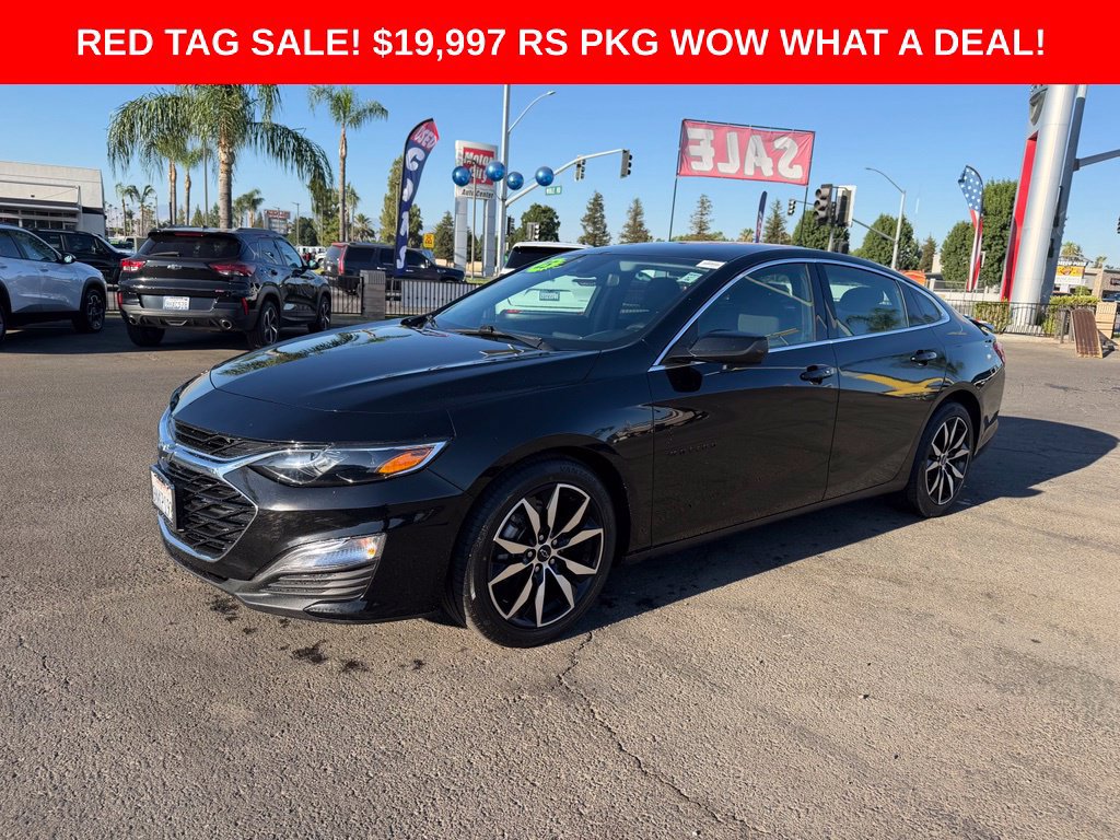 Used 2025 Chevrolet Malibu RS FWD image 3