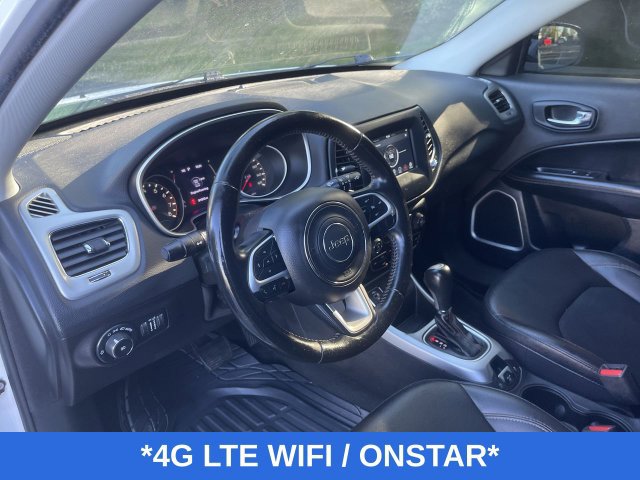 Used 2020 Jeep Compass Latitude FWD image 11