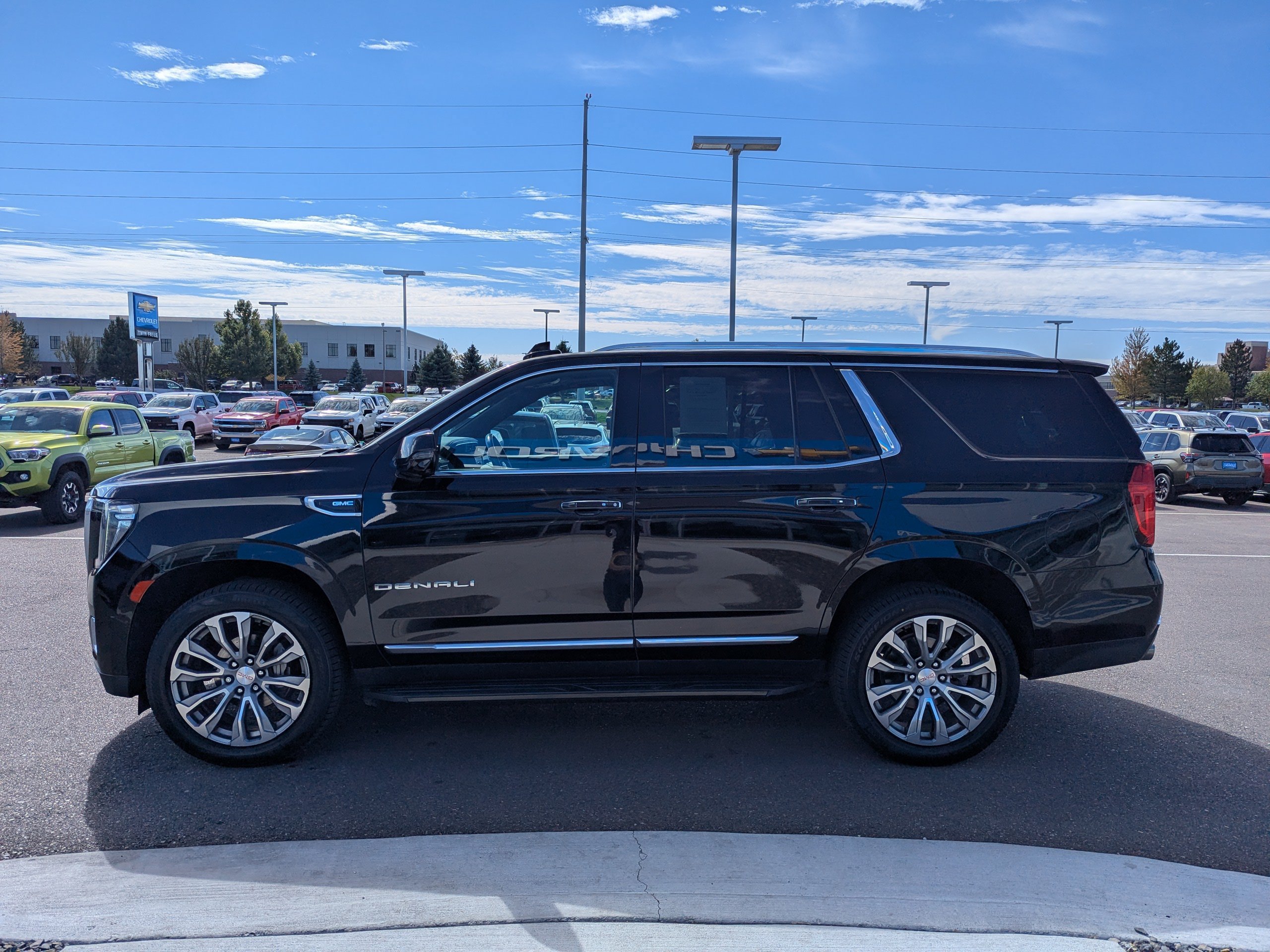 Certified 2021 GMC Yukon Denali AWD/4WD image 8