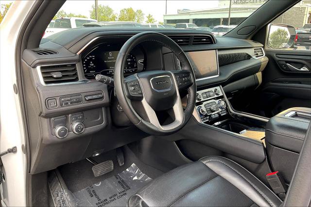 Used 2024 GMC Yukon Denali image 14
