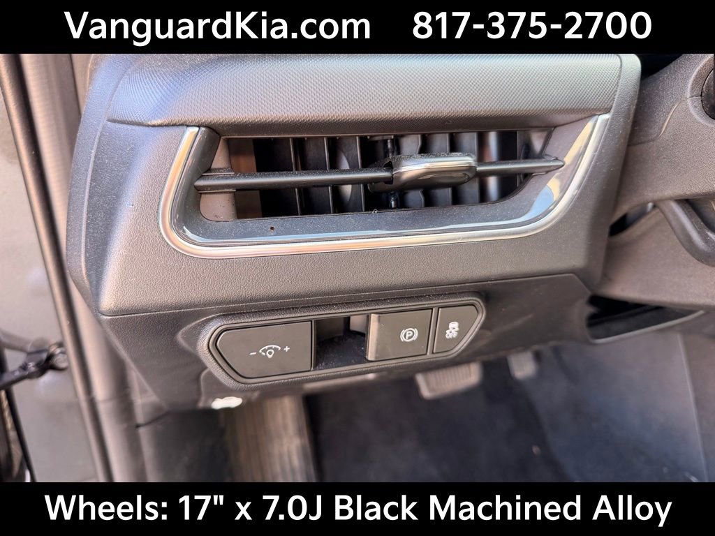 Certified 2025 Kia K4 EX image 17