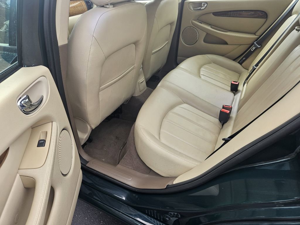 Used 2006 Jaguar X-TYPE 3.0 image 16