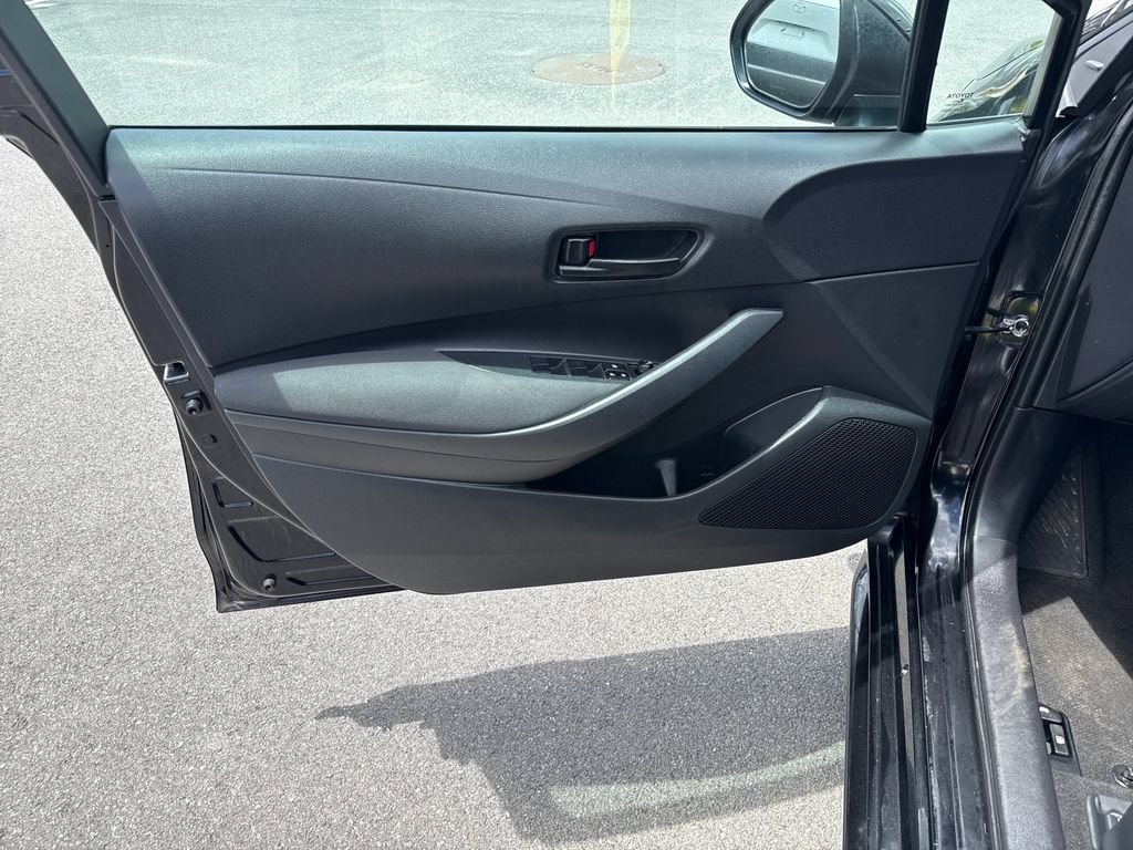 Used 2023 Toyota Corolla LE FWD image 10