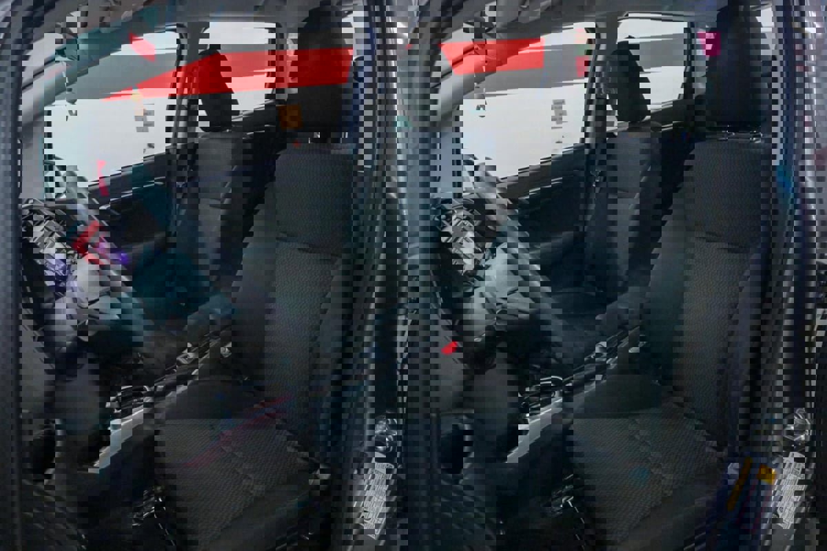 Used 2019 Honda Fit LX image 18