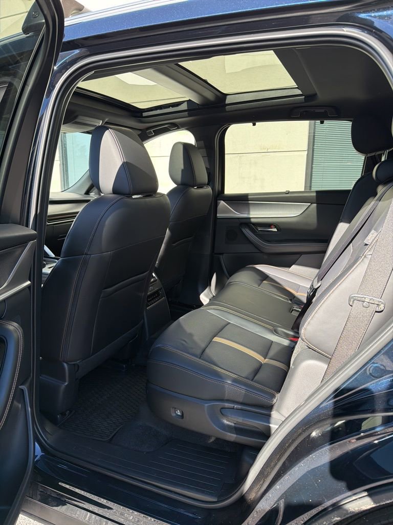 Used 2025 MAZDA CX-90 3.3 Turbo S w/ Premium Package image 13