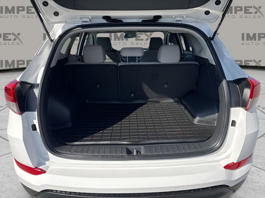Used 2017 Hyundai Tucson SE FWD image 25