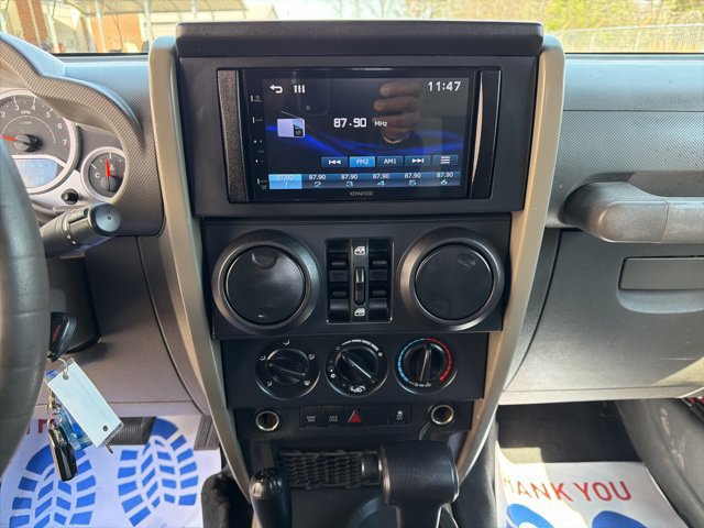 Used 2010 Jeep Wrangler Unlimited Rubicon w/ Trailer Tow Group AWD/4WD image 24