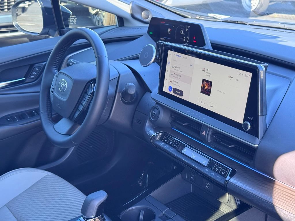 Used 2024 Toyota Prius Limited FWD image 5