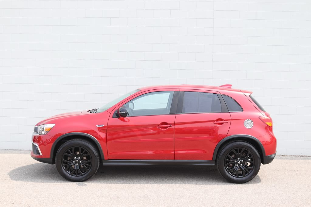 Used 2017 Mitsubishi Outlander Sport LE AWD/4WD image 2