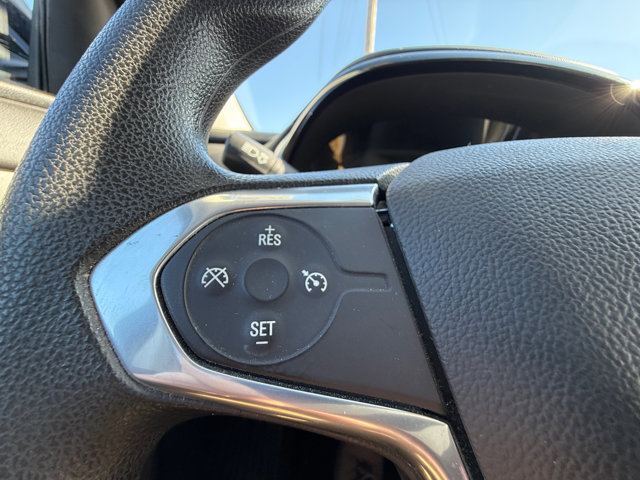 Used 2021 Chevrolet Traverse LS image 24