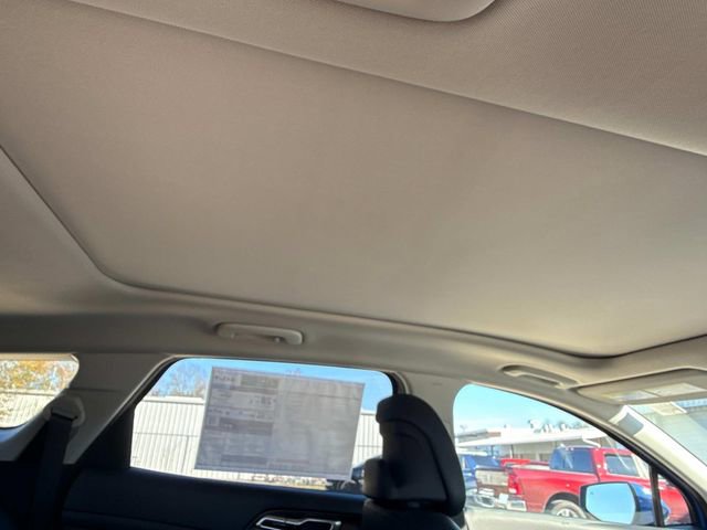 New 2026 Kia Sportage EX w/ EX Panorama Roof Package image 14