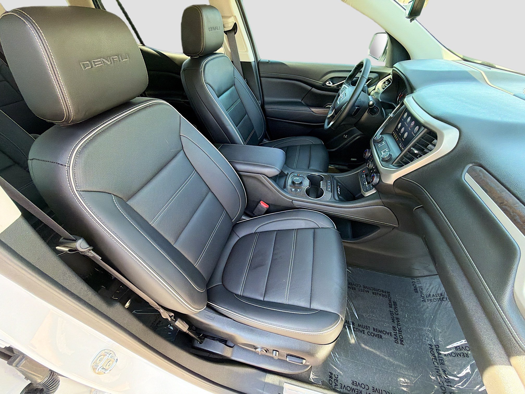 Used 2023 GMC Acadia Denali w/ Denali Technology Package FWD image 30