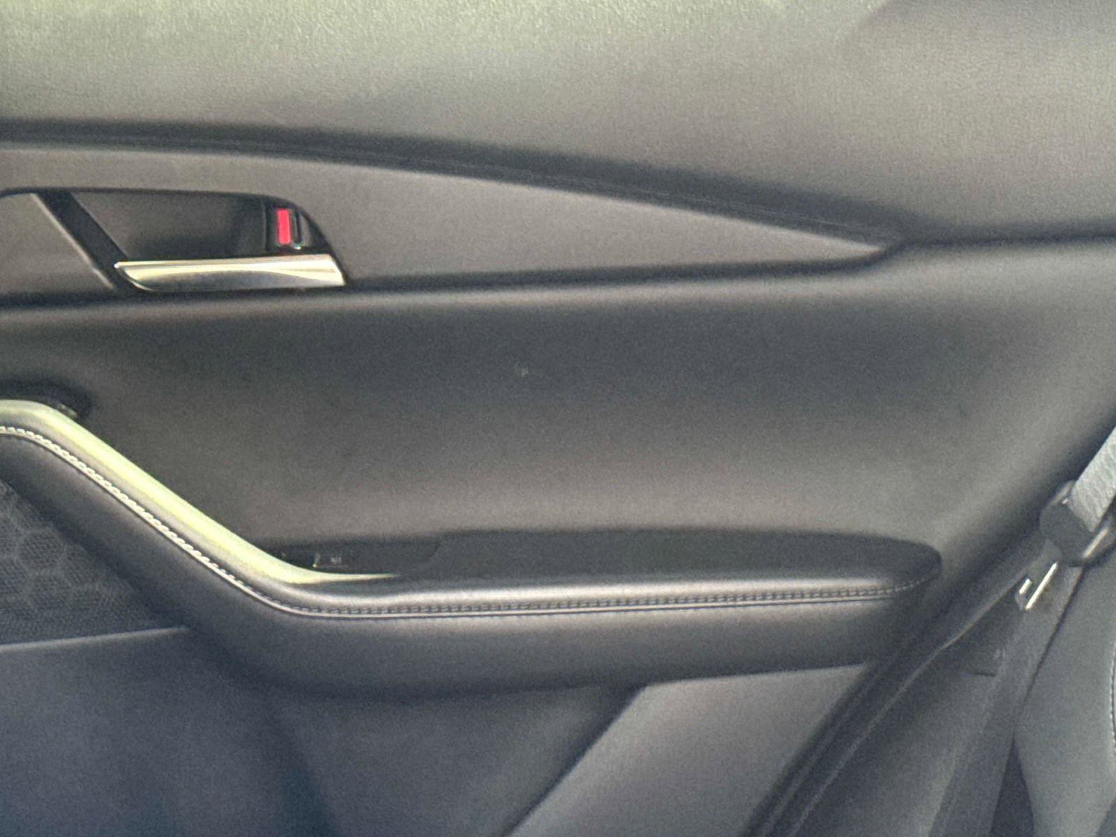 Certified 2025 MAZDA CX-30 AWD 2.5 S w/ Preferred Package image 13