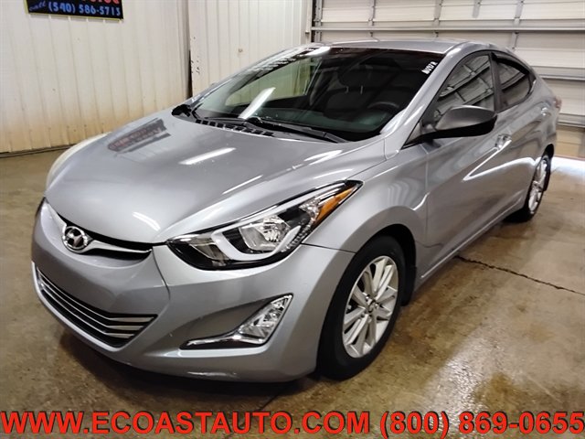 Used 2016 Hyundai Elantra SE w/ Option Group 02 FWD image 4