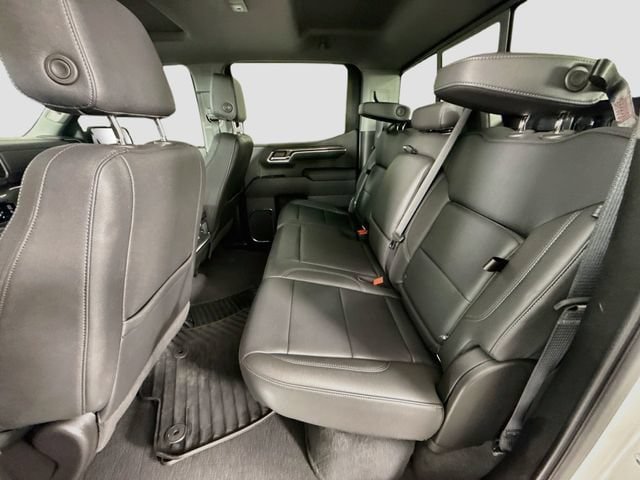 Used 2024 Chevrolet Silverado 1500 LTZ w/ LTZ Premium Package AWD/4WD image 26