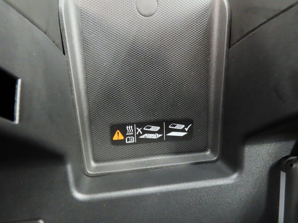 Used 2024 GMC Sierra 1500 AT4 w/ Technology Package image 71