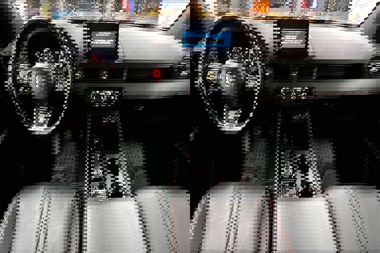 Used 2025 Honda Pilot TrailSport image 15