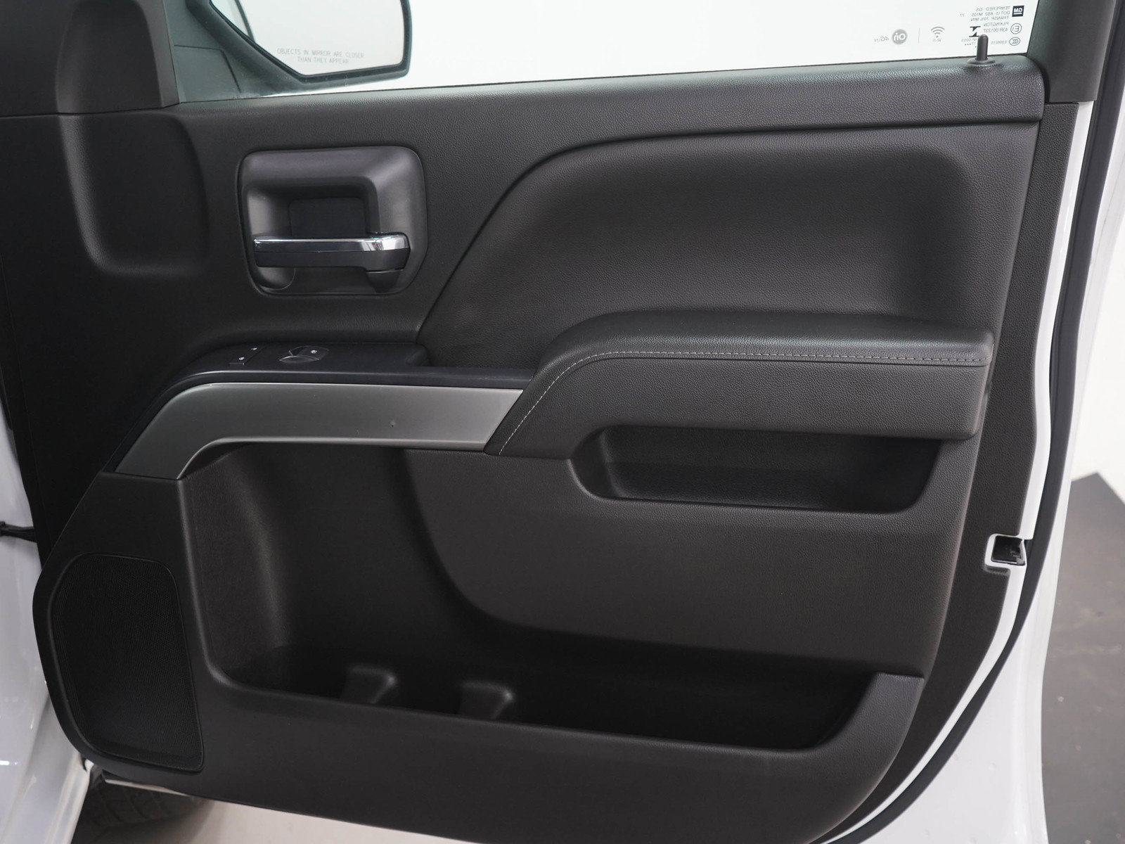 Used 2018 Chevrolet Silverado 1500 LT w/ All Star Edition AWD/4WD image 12