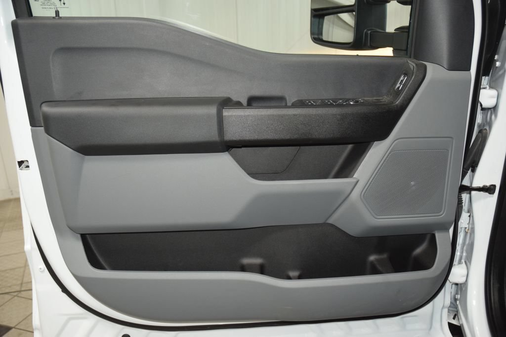 Used 2024 Ford F350 XL w/ XL Chrome Package RWD image 36