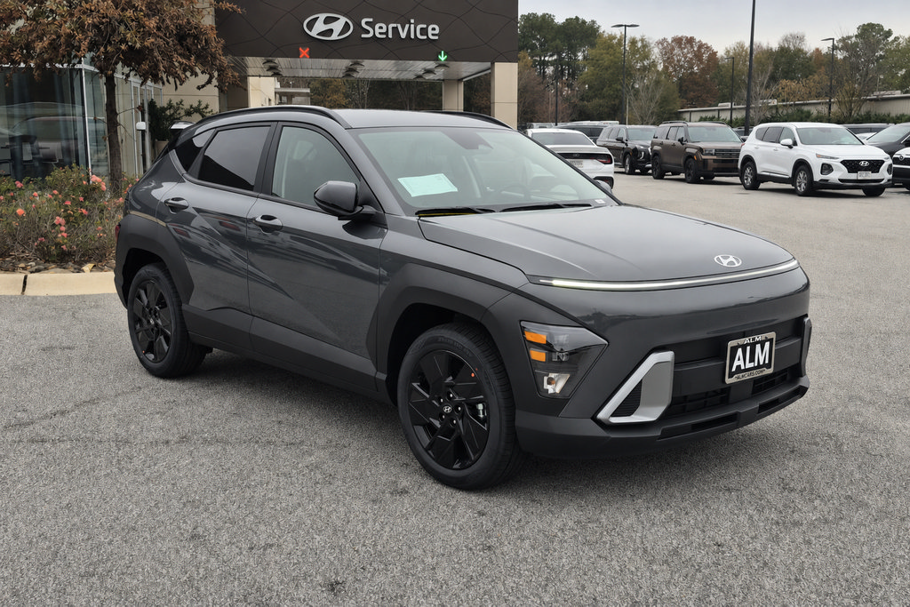 New 2027 Hyundai Kona SEL Sport FWD image 3