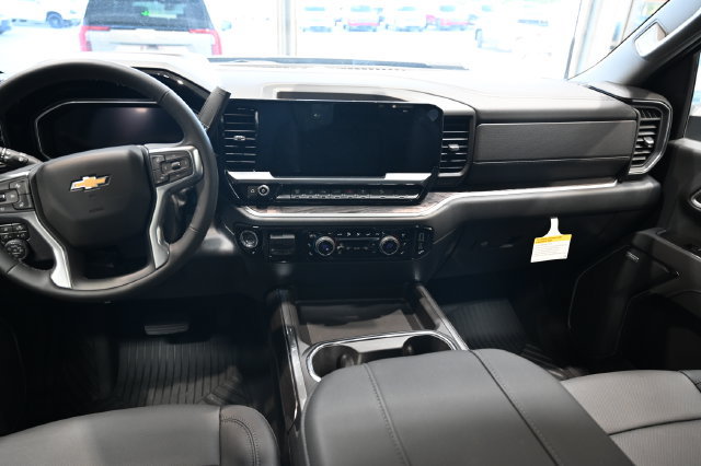 New 2026 Chevrolet Silverado 3500 LTZ w/ LTZ Premium Package AWD/4WD image 16