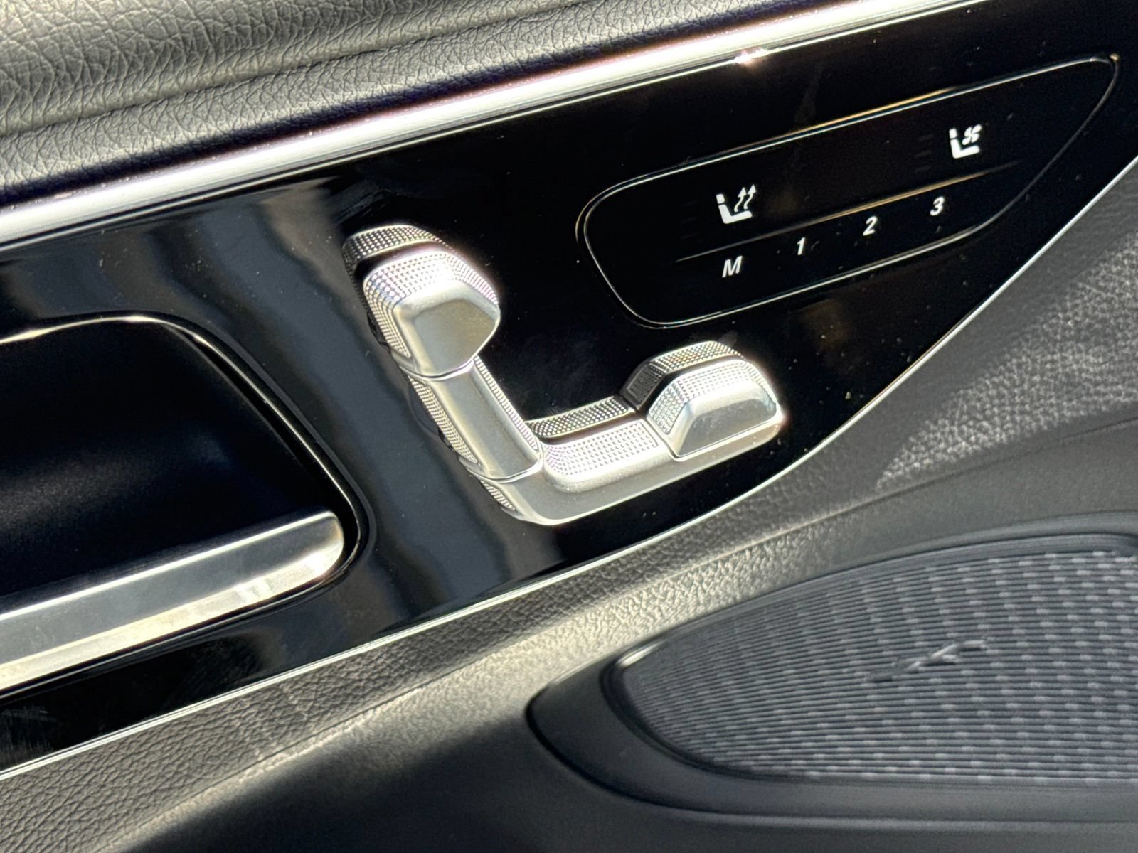 New 2026 Mercedes-Benz C 300 Sedan image 16