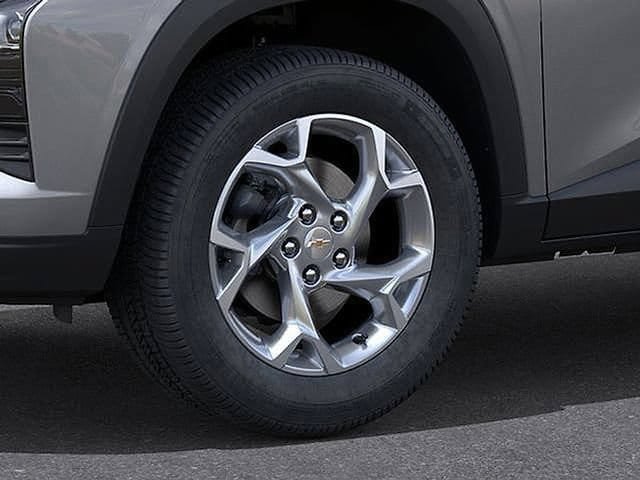 New 2026 Chevrolet Trax LS w/ LS Convenience Package FWD image 17