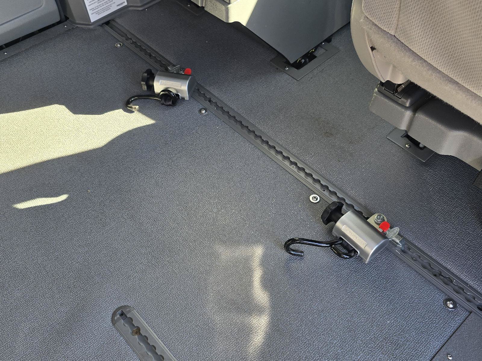 Used 2018 Toyota Sienna LE FWD image 14