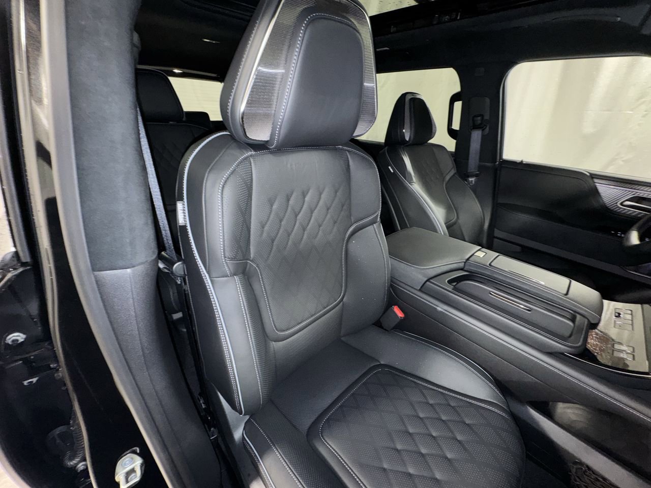 New 2026 INFINITI QX80 Autograph image 32